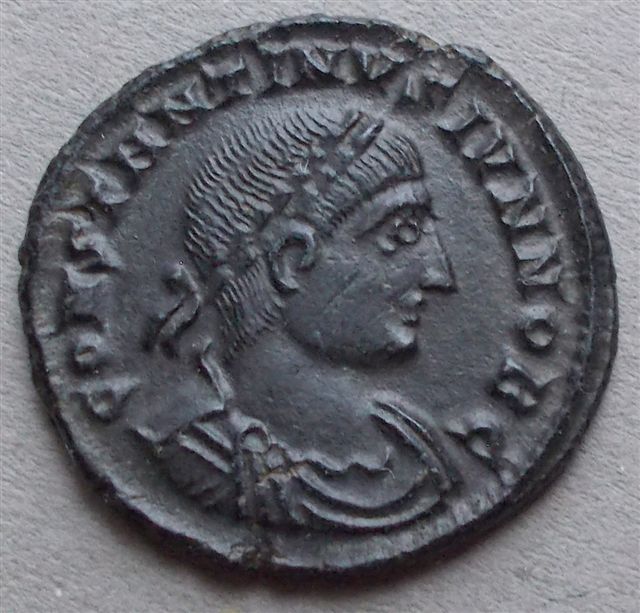 Constantine-II-Follis